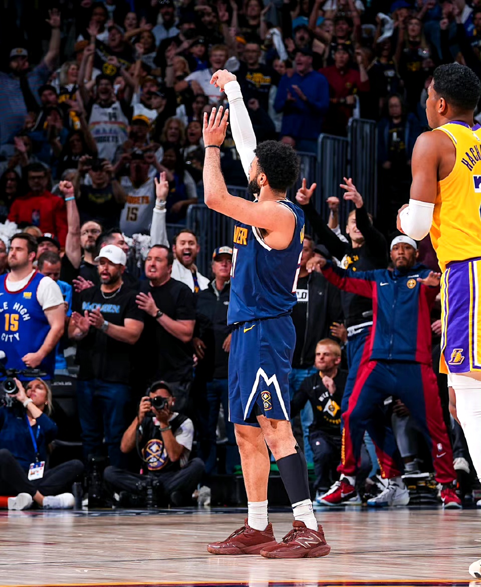 开云体育官网-戴维斯杯横扫法网，穆雷扛起全队